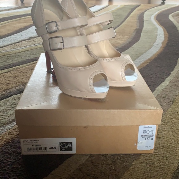 Slightly worn but in good condition - Picture 3 of 3